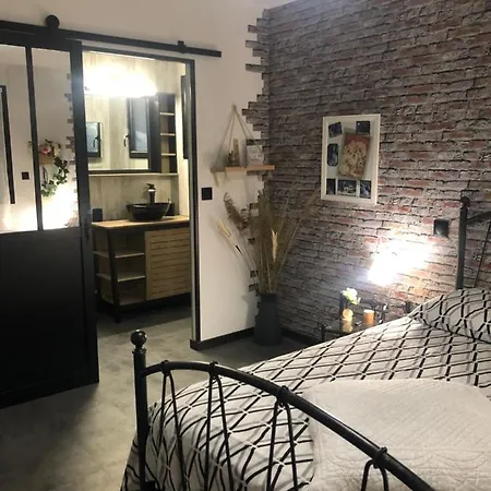 Bed & Breakfast Lavalou *