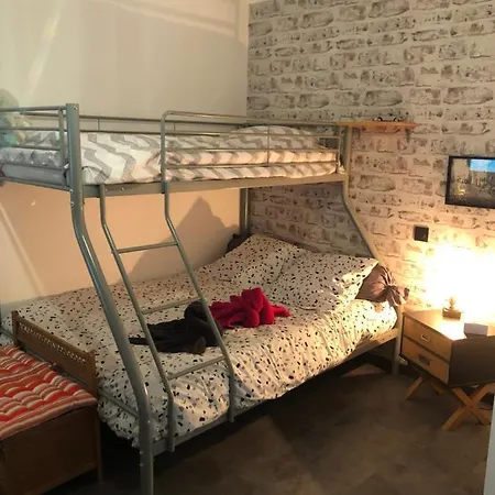 Oda ve Kahvaltı Lavalou Lannemezan